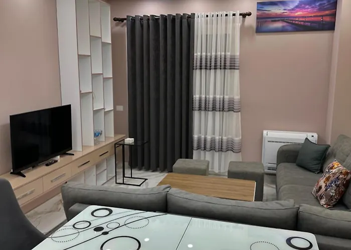 Palm View Luxury Apartman Golem